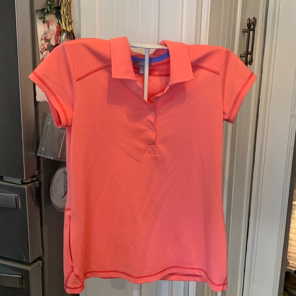 T by Talbots activewear top with side zippered pocket. Worn 2x